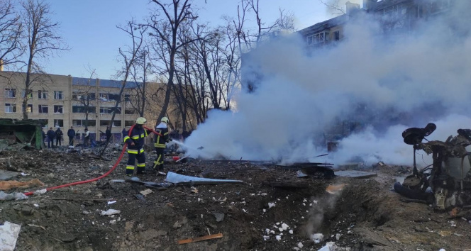 Rusya Kievde iskân alanını vurdu: 1 ölü, 4 yaralı