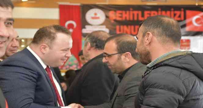 Tatvan’da şehit aileleri ve gaziler onuruna yemek verildi