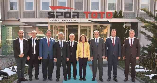 Uşak’a yeni spor tesisleri kazandırılıyor