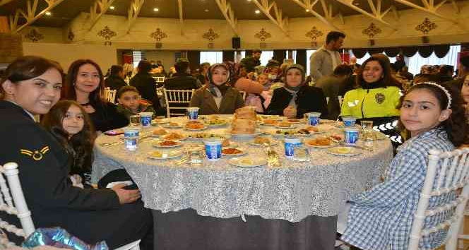 “Orman Vatandır-Çanakkale Ruhu” belgeseli galası