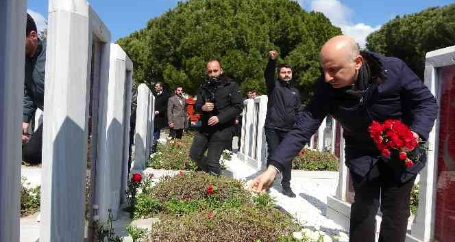 Bakan Karaismailoğlu, Şehitler Abidesi’ni ziyaret etti