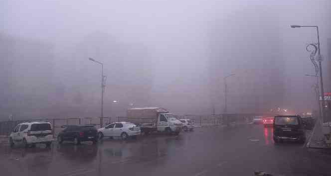 Mardin’de kar yağışı yerini yoğun sise bıraktı