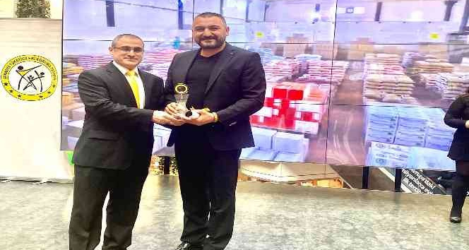 Artukbey Kahve yılın en az şikayet alan marka ödülünü aldı