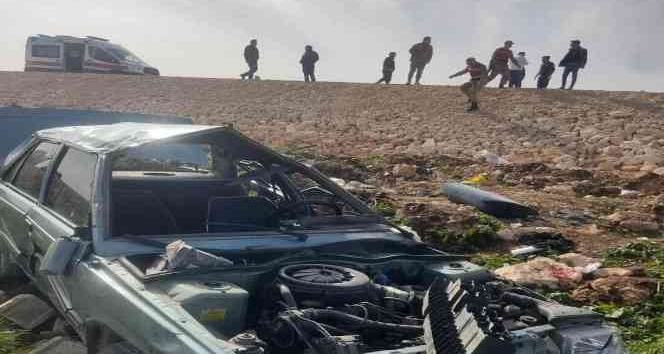 Mardin’de otomobil şarampole yuvarlandı: 4 yaralı