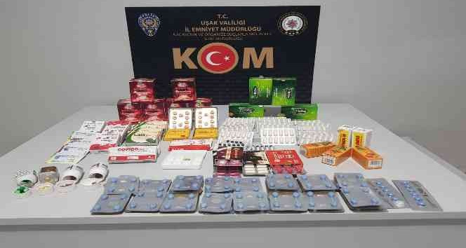 Uşak’ta yüzlerce kaçak cinsel ürün ele geçirildi