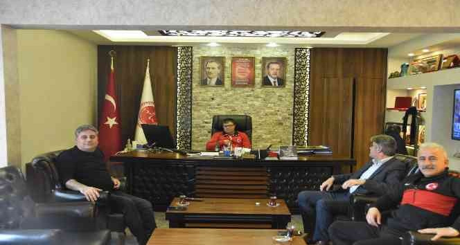 Avrupa ikincisi özel sporcu Ünlü, Genel Sekreter koltuğuna oturdu