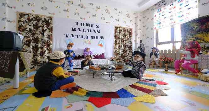 Miniklerin yaşlılar haftası etkinliği beğeni topladı