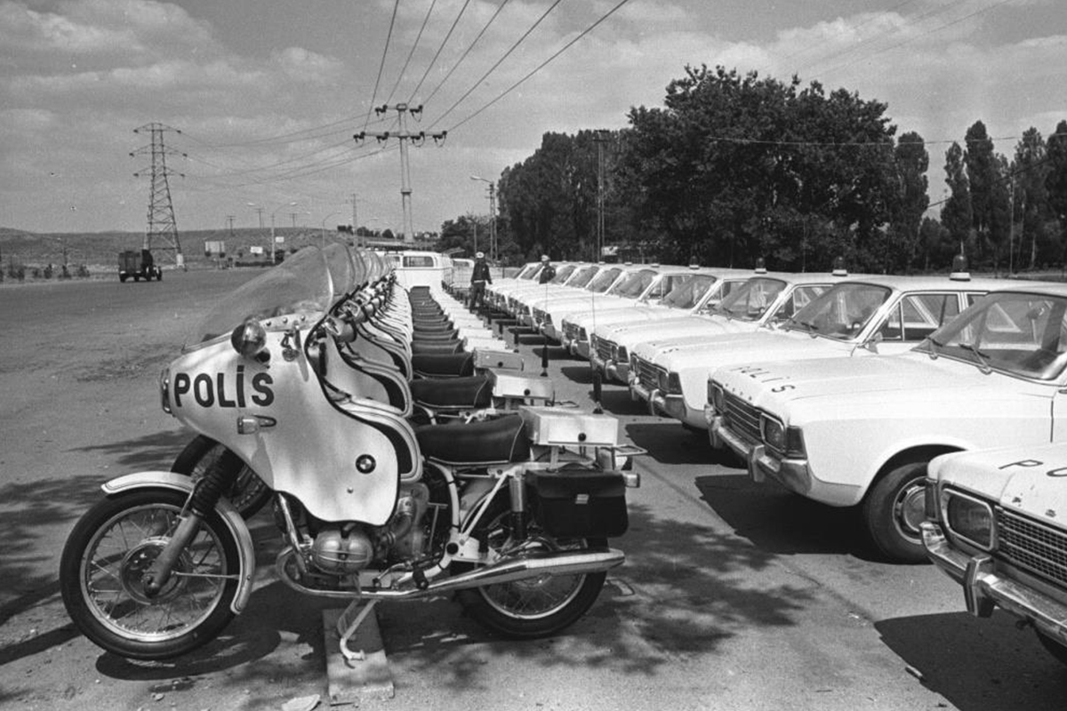 Ankara Emniyet Müdürlüğü'nden nostaljik paylaşım