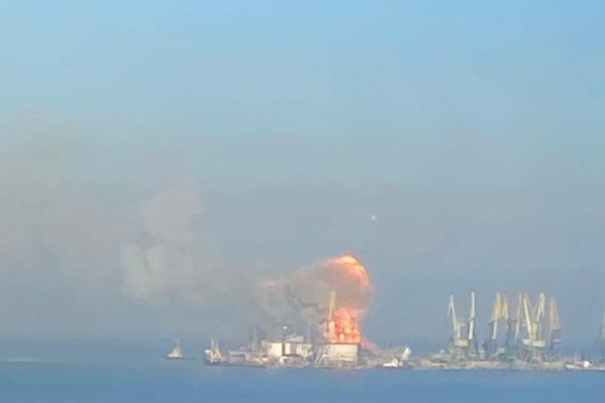 Ukrayna ordusu Rusya&#039;nın Orsk gemisini vurdu