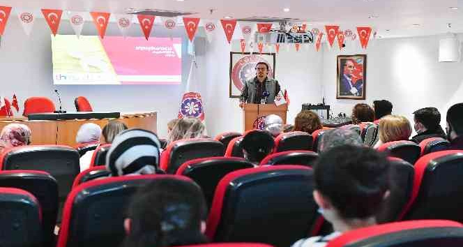 Ankara Büyükşehir’den ailelere yönelik eğitim seminerleri