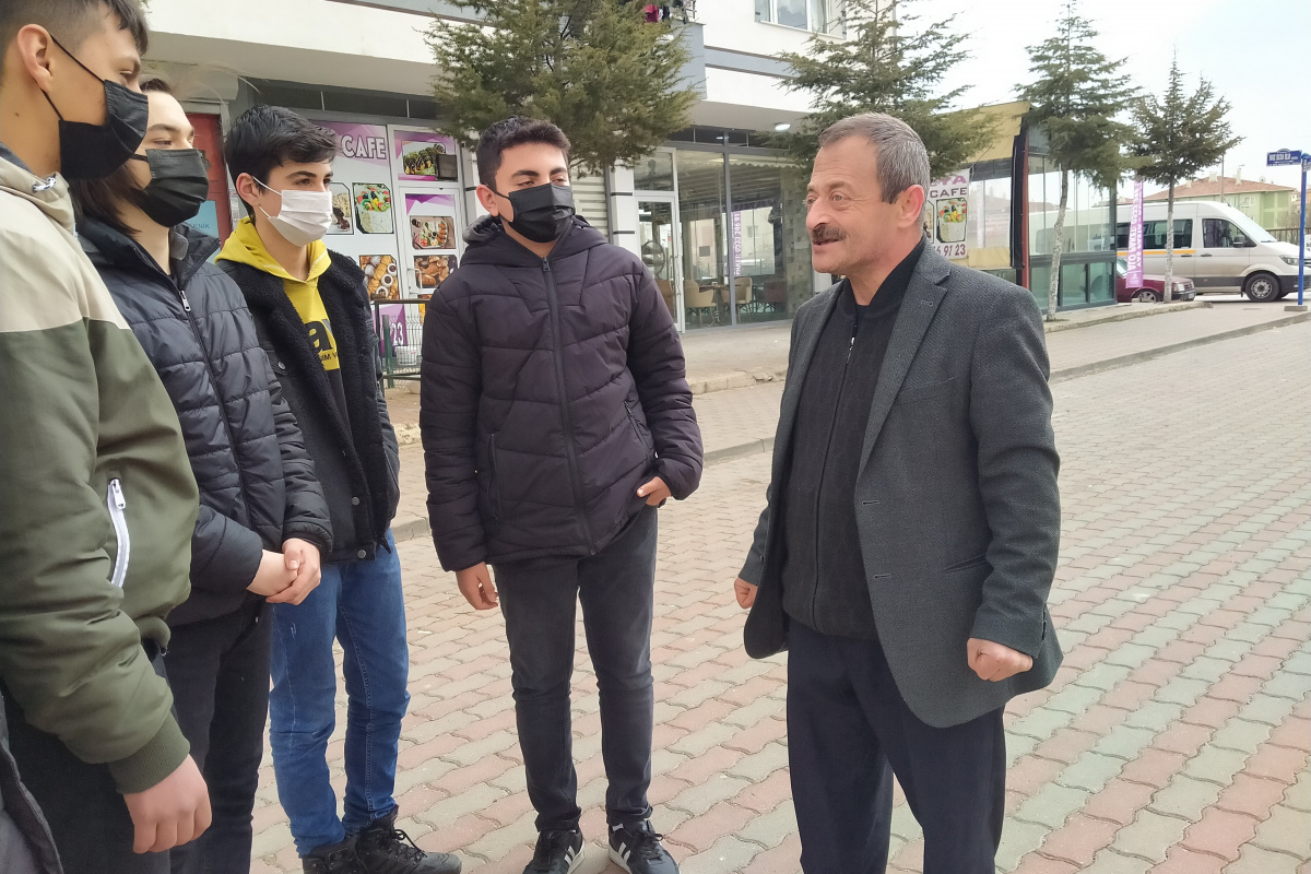 Ders anlatan öğretmene saygısızca davranmıştı! O öğretmen İHA’ya konuştu: 'Ben kendisini affettim'