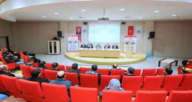 Üniversitede “Türkiye’de Aile Değerlerinin Bugünü ve Geleceği Paneli” gerçekleştirildi