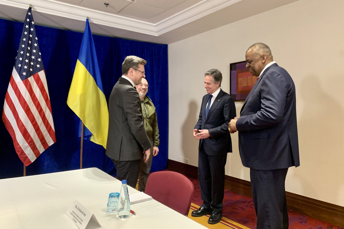 ABD Dışişleri ve Savunma Bakanları, Ukraynalı mevkidaşları ile Varşova'da görüştü