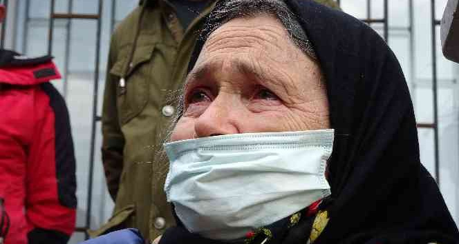 Heyelanda evi yıkılan yaşlı kadın: “60 senelik emeğim gitti”