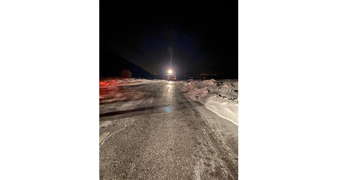 Tipide mahsur kalan 40 Malezyalı turist kurtarıldı