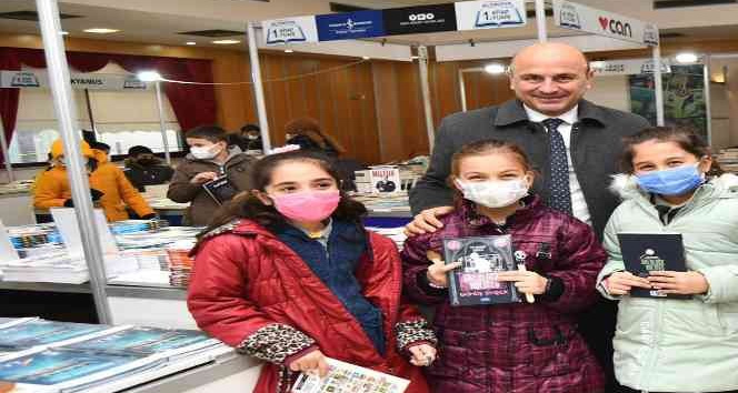 Oral: Kütüphaneler bilgi kaynağıdır