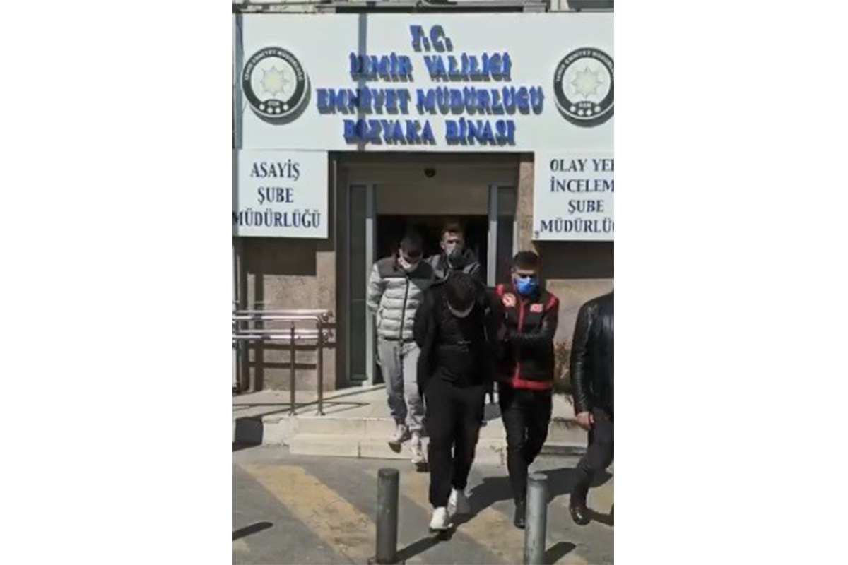 İzmir'de yol verme cinayetine 2 tutuklama