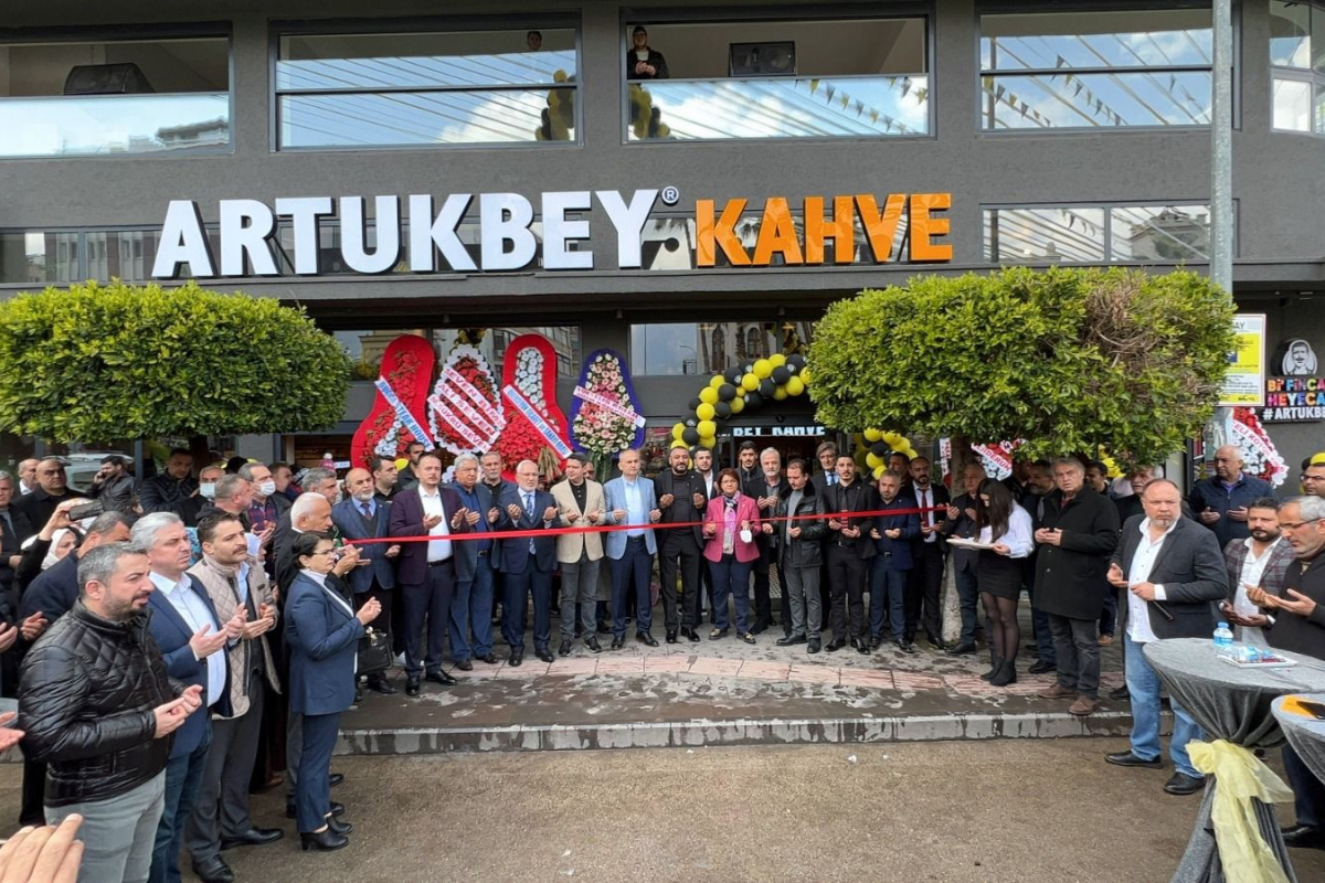 Artukbey Kahve yurt içindeki 75. şubesini İskenderun’da açtı