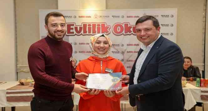 Evlilik okulu ikinci mezunlarını verdi