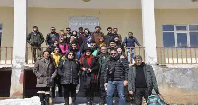 Afşin’de "Bahar"ı karşılama fotoğraf gezisi
