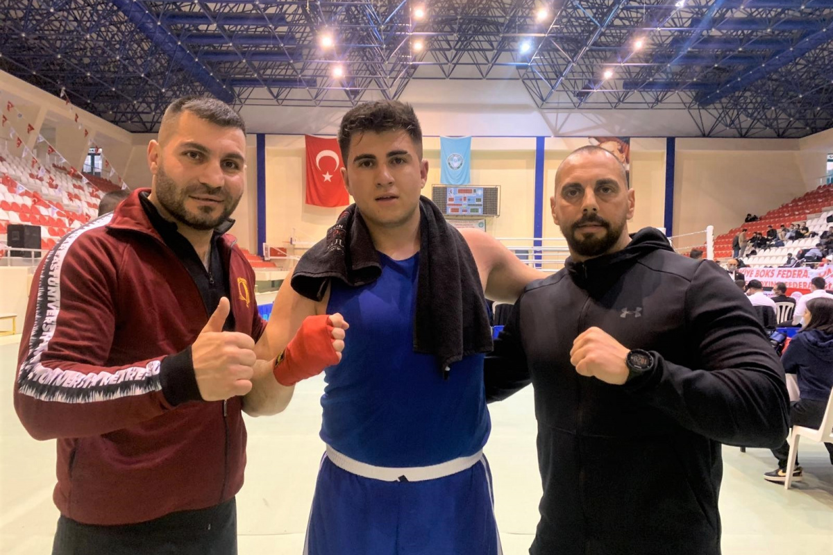 Serkan Demirkol Türkiye Üniversiteler Arası Boks çeyrek finalde