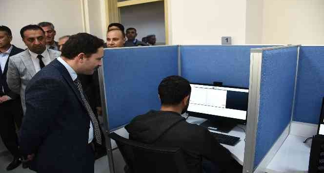 Nusaybin’de E-Sınav Merkezi açıldı