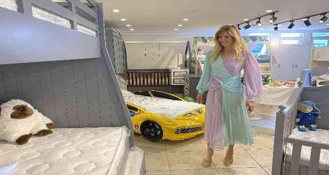 Wilma Elles, mağaza açılışına katıldı