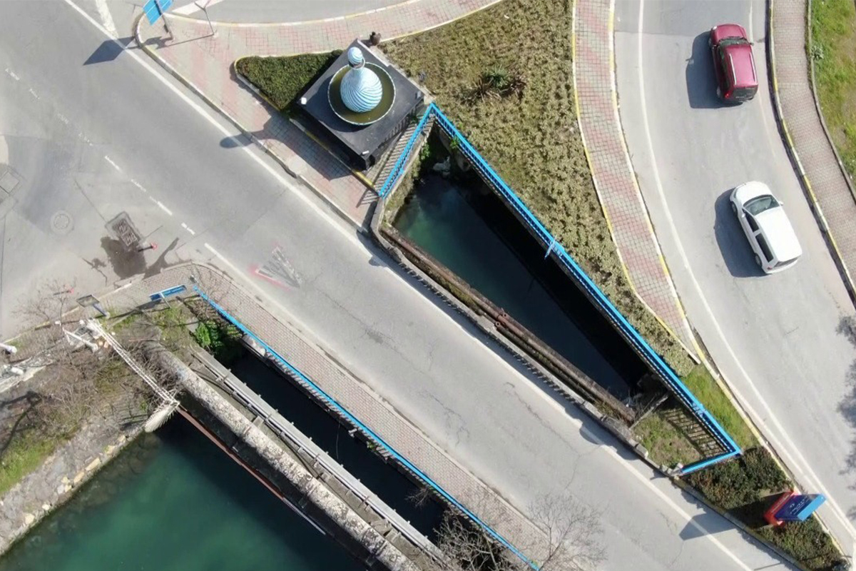 Tarihi Küçüksu Köprüsü bakımsızlık nedeniyle yok olma tehlikesiyle karşı karşıya