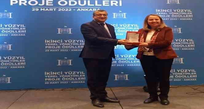Çan Belediyesi Yerel Yönetimler proje alanında 2 ödül birden aldı