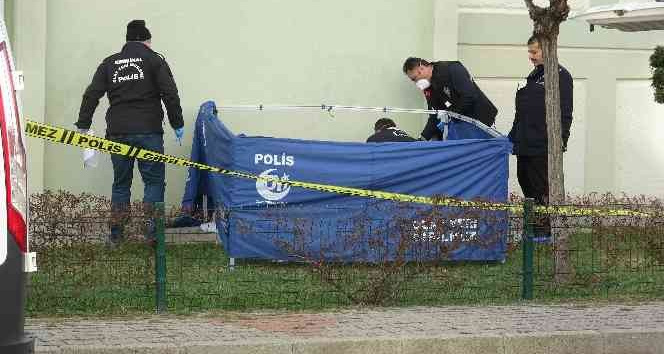 Cam silerken canından oldu