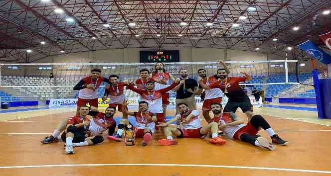 NEVÜ Erkek Voleybol Takımı 1. Lig Müsabakaları’nda 2. oldu