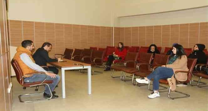 Rektör Yardımcısı Prof. Dr. Türkyılmaz yabancı akademisyenler ile buluştu