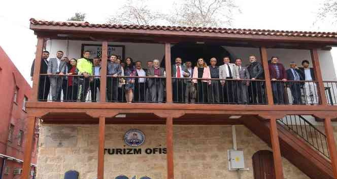 Kozan Kent Konseyi Başkanlığına Tüfekli yeniden seçildi