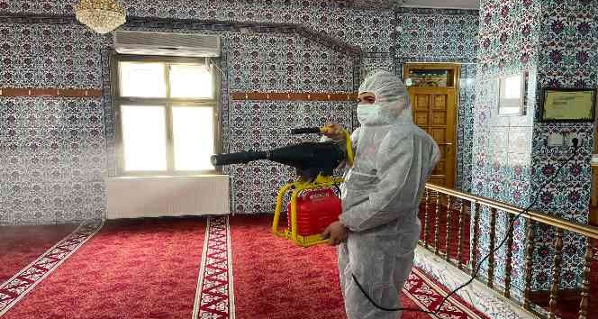 Kırıkkale’de Ramazan ayı öncesi camiler dezenfekte edildi