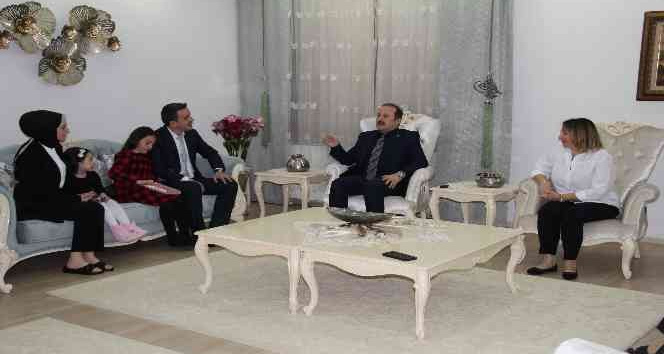 8 bin 500 öğretmen Şırnaklıların kapısını çalıyor