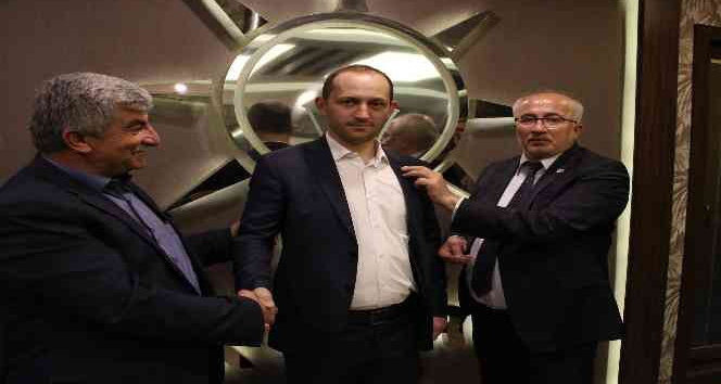 Saadet Partisi’nden istifa eden Belediye Meclis Üyesi Sinan Çiğdem AK Parti’de