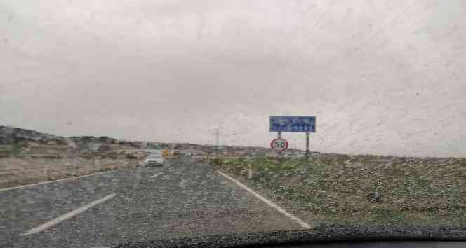 Edirne’yi fırtınadan sonra çamur yağışı vurdu