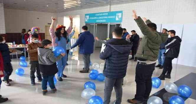 Üniversite öğrencilerinden farkındalık etkinliği