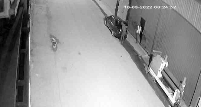 Hırsızlık zanlıları, 310 saatlik kamera görüntüleri izlenerek yakalandı