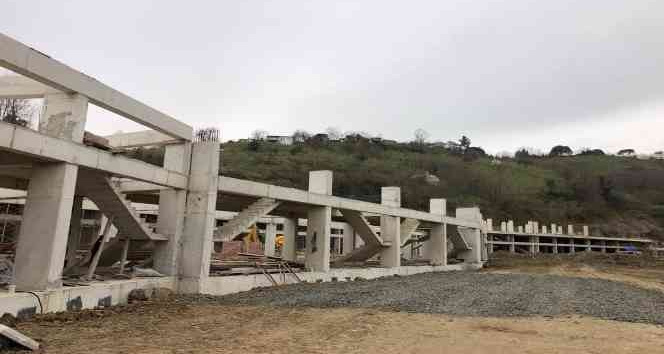 Perşembe Küçük Sanayi Sitesi yükseliyor