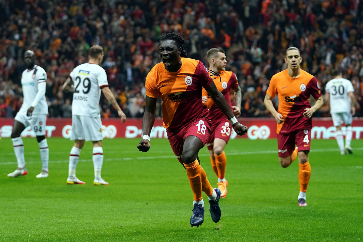 Galatasaray derbi öncesi hata yapmadı!