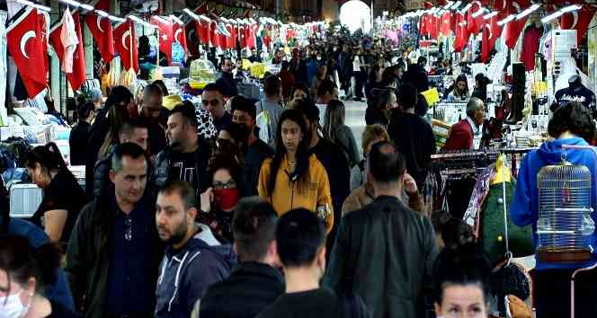 Edirne’ye alışveriş için 3 ayda 500 binden fazla Bulgar turist geldi