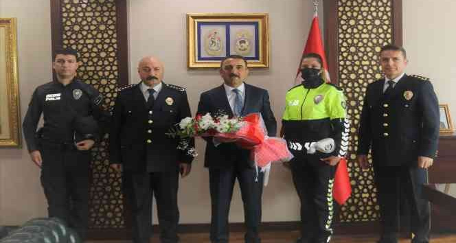 Siirt Emniyet Teşkilatı Polis Haftası dolayısıyla Vali Hacıbektaşoğlu ile bir araya geldi