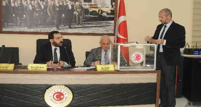 Yalova İl Genel Meclisi’nde komisyon seçimleri yapıldı