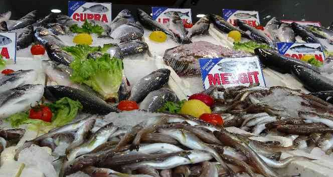 Balıkçı tezgahlarında sezon durgunluğu