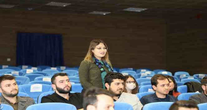 Rektör Aktekin, üniversitede görevlerine yeni başlayan öğretim elemanlarıyla bir araya geldi