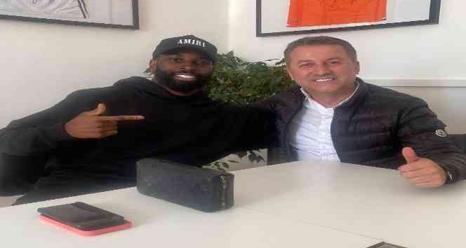 GZT Giresunspor’dan Doukara ve Sankhare açıklaması