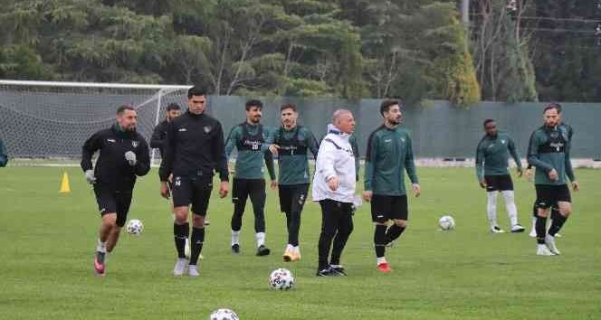 Denizlispor, Tuzlaspor’a bileniyor