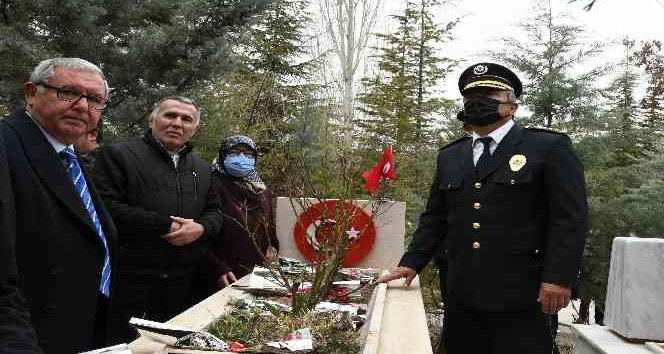 Aksaray’da polis haftası etkinlikleri şehitlerin anılmasıyla başladı