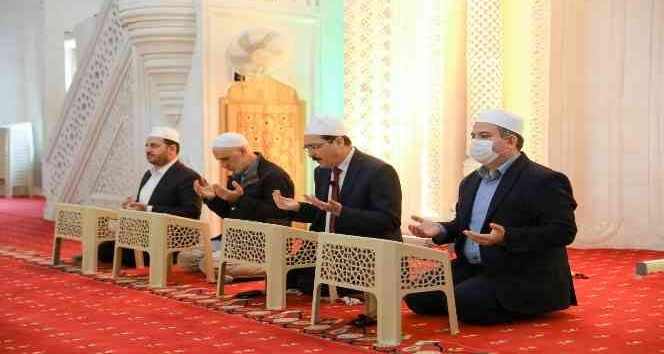 Mardin’de şehit polisler için mevlid okutuldu